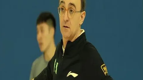 拜仁药厂欧冠力拼不退让，周末联赛多特争抢十强领先优势